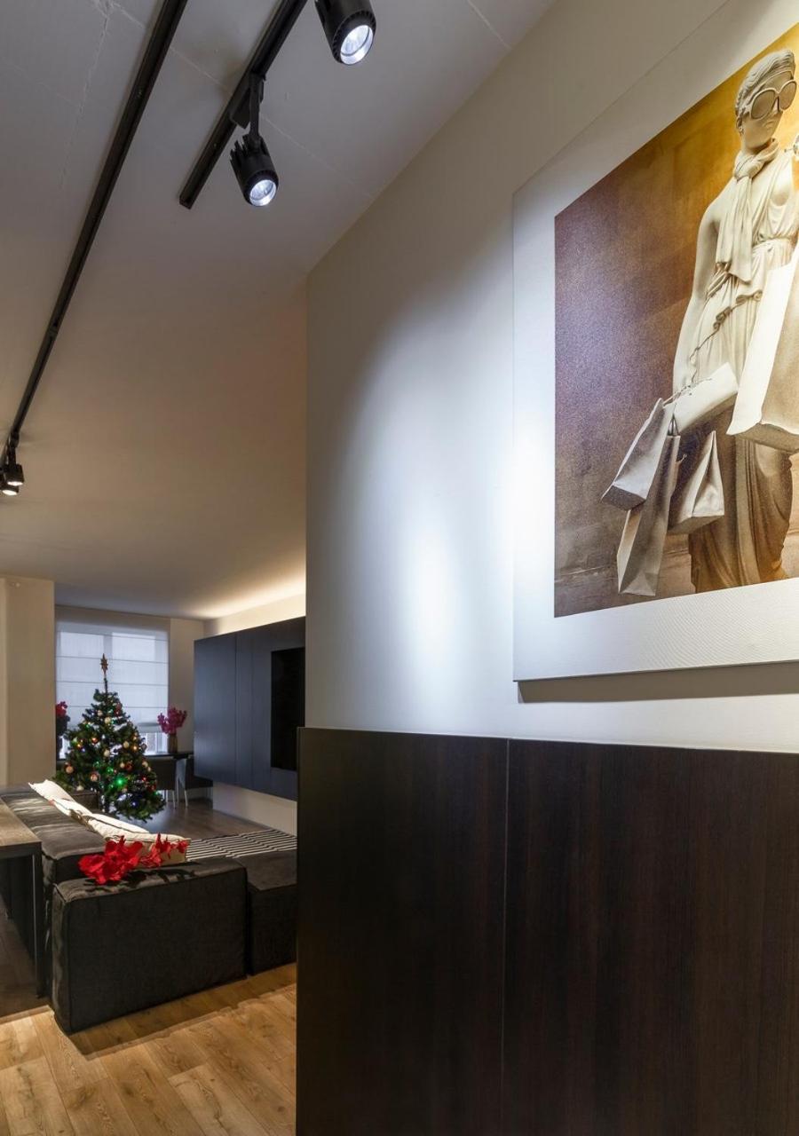 Stylish 1 Bedroom Studio Near Most City Dnipro Ngoại thất bức ảnh
