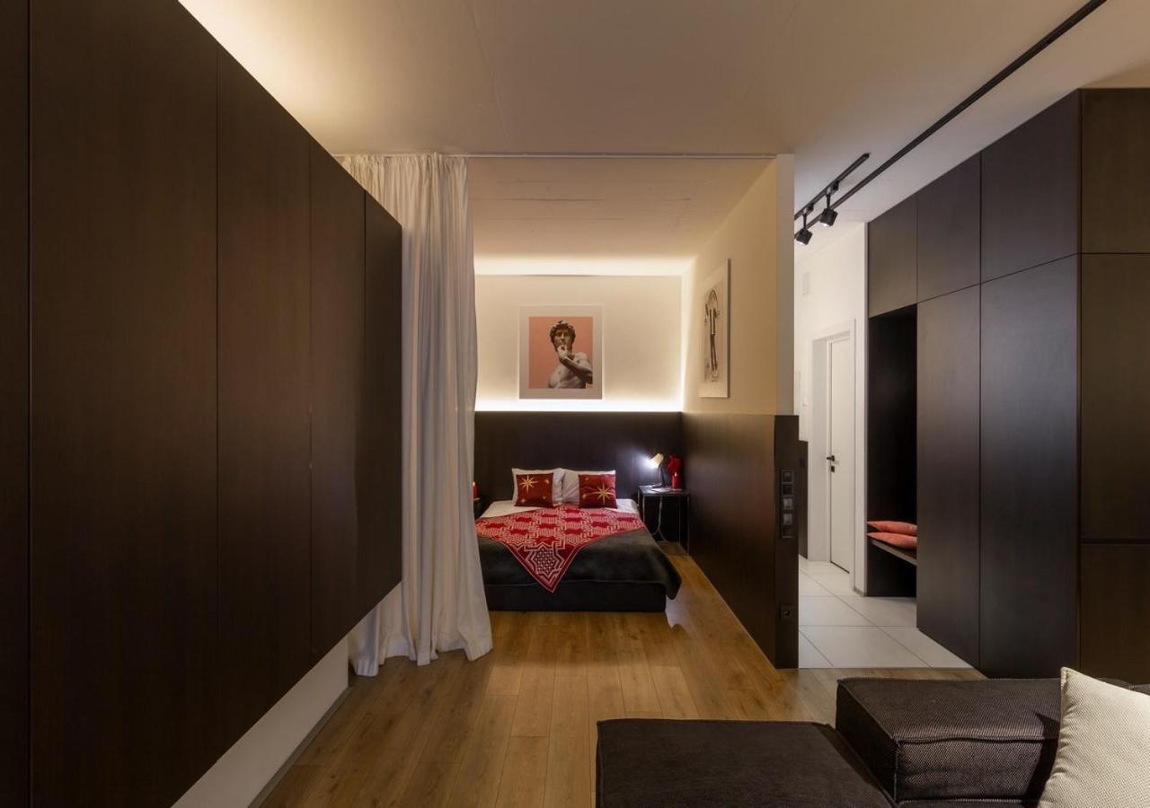 Stylish 1 Bedroom Studio Near Most City Dnipro Ngoại thất bức ảnh